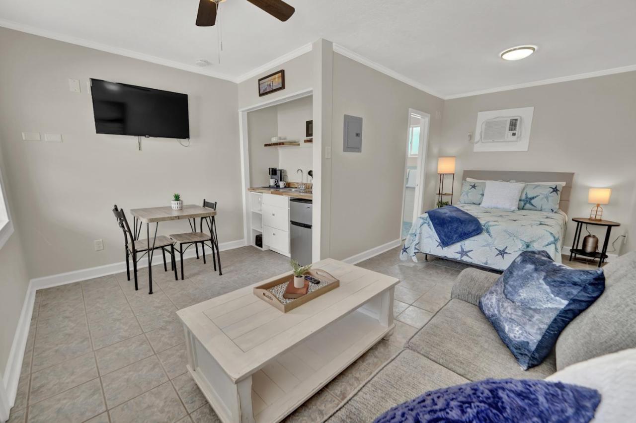 Sea Foam Suites Lower Grand Lagoon Bagian luar foto