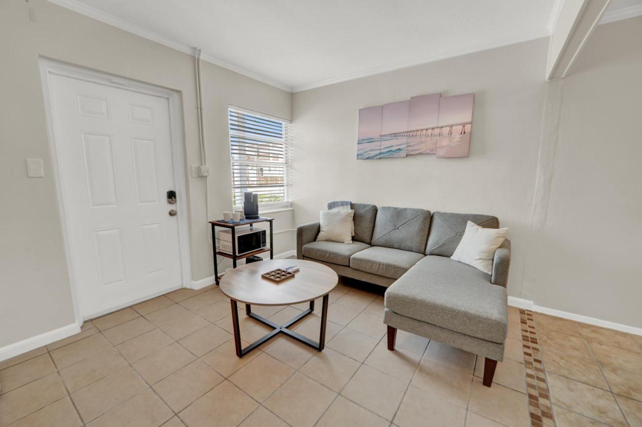Sea Foam Suites Lower Grand Lagoon Bagian luar foto
