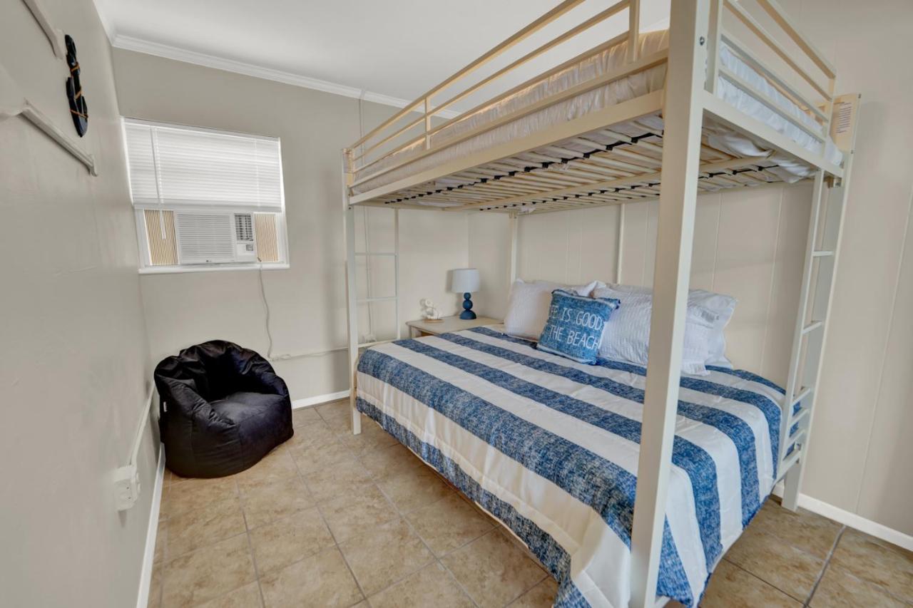 Sea Foam Suites Lower Grand Lagoon Bagian luar foto